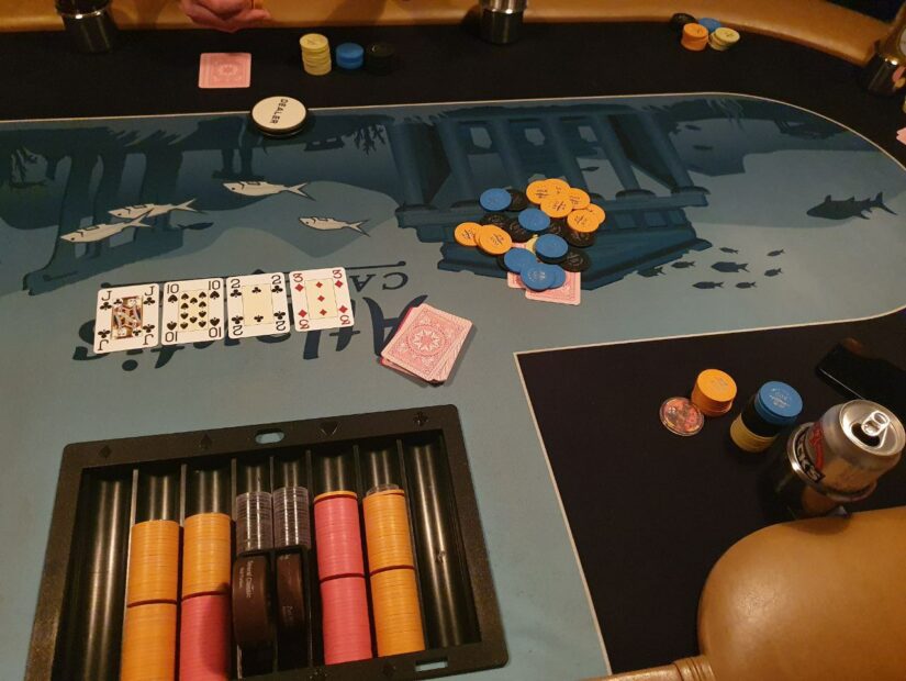 Live Unnagjort, Online Sesongavslutning, julepoker